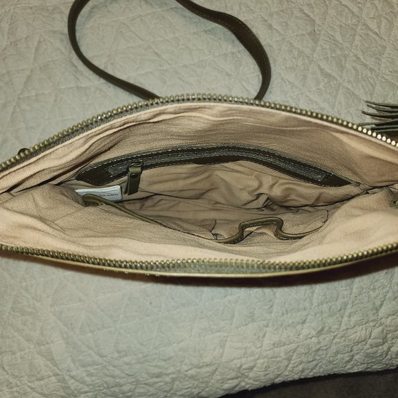 Lucky Brand Harper Leather Crossbody - Picture 12 of 12